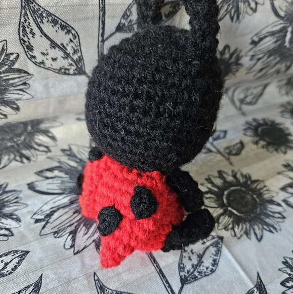 Crochet Lady Bug Amigurumi Plushie - Picture 3 of 16
